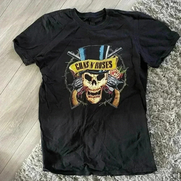 Guns and Roses TShirt - Picture 1 of 4